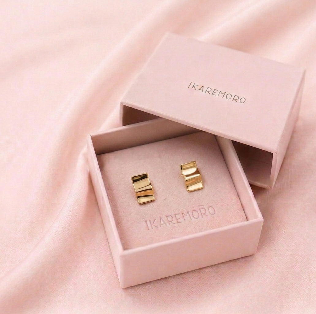 IKAREMORO minimal jewelry collection